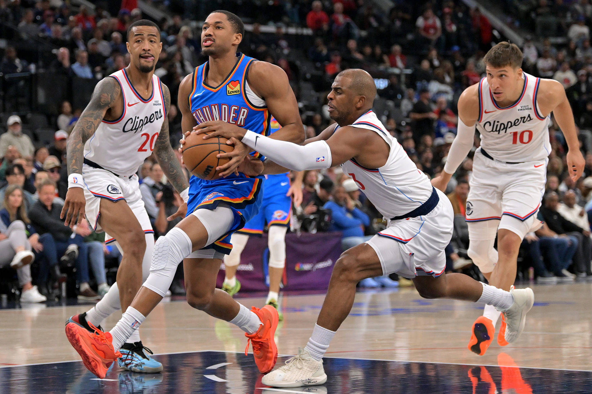 开云体育官网-关于加时末段尼斯门线救险——NBA常规赛节点到来,悬念犹存,球队文化再被提及的信息