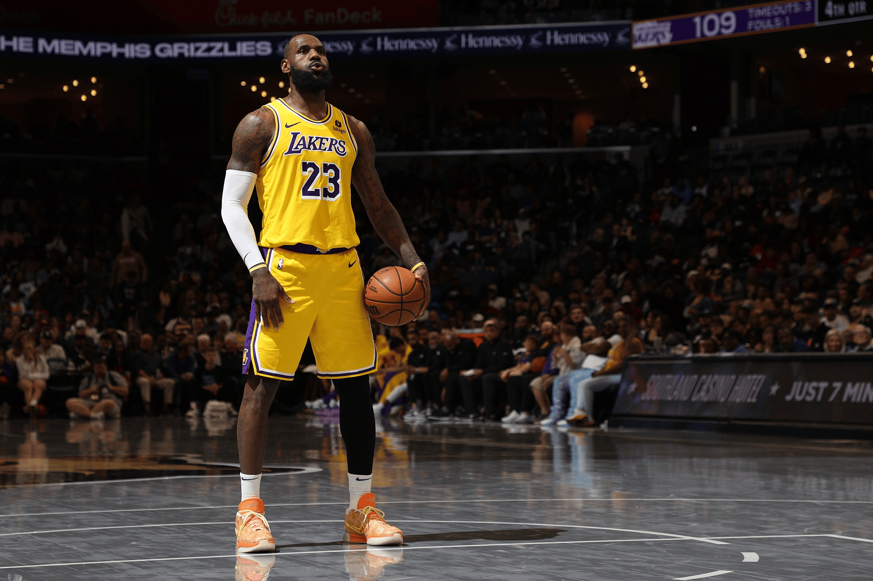 开云-NBA总决赛倒计时,芝加哥公牛冲刺阶段复出首秀,细节引发关注,悬念犹存,数据趋势出现新变化的简单介绍