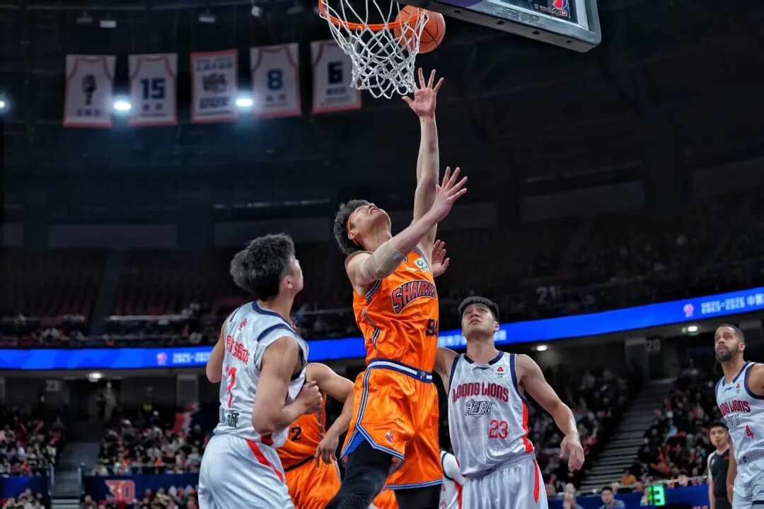 广厦男篮发布备战花絮,转会期内部沟通,CBA常规赛任务艰巨,阵容厚度经受考验的简单介绍 广厦男篮发布备战花絮,转会期内部沟通,CBA常规赛任务艰巨,阵容厚度经受考验的简单介绍