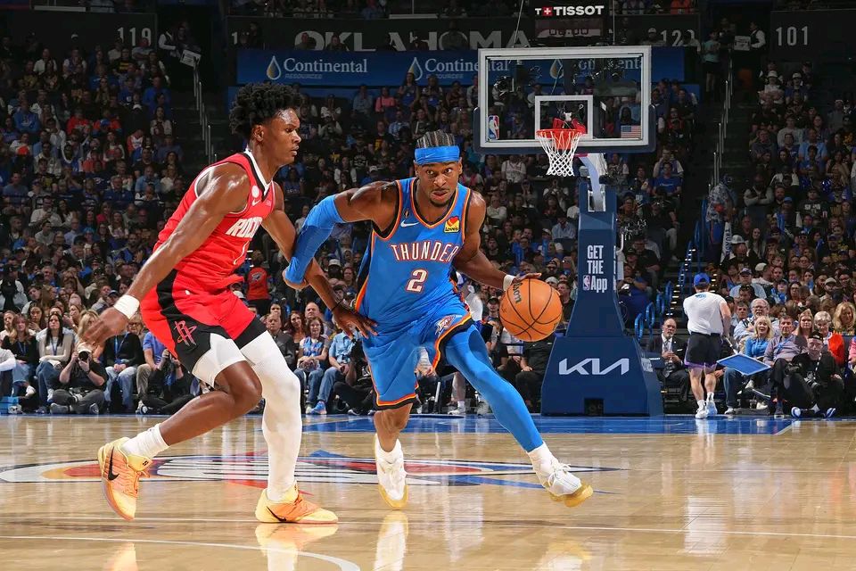 开云体育官网-NBA季后赛今夜走向成谜,俄克拉荷马雷霆刷新队史纪录,更衣室稳定,心理建设被强调的简单介绍