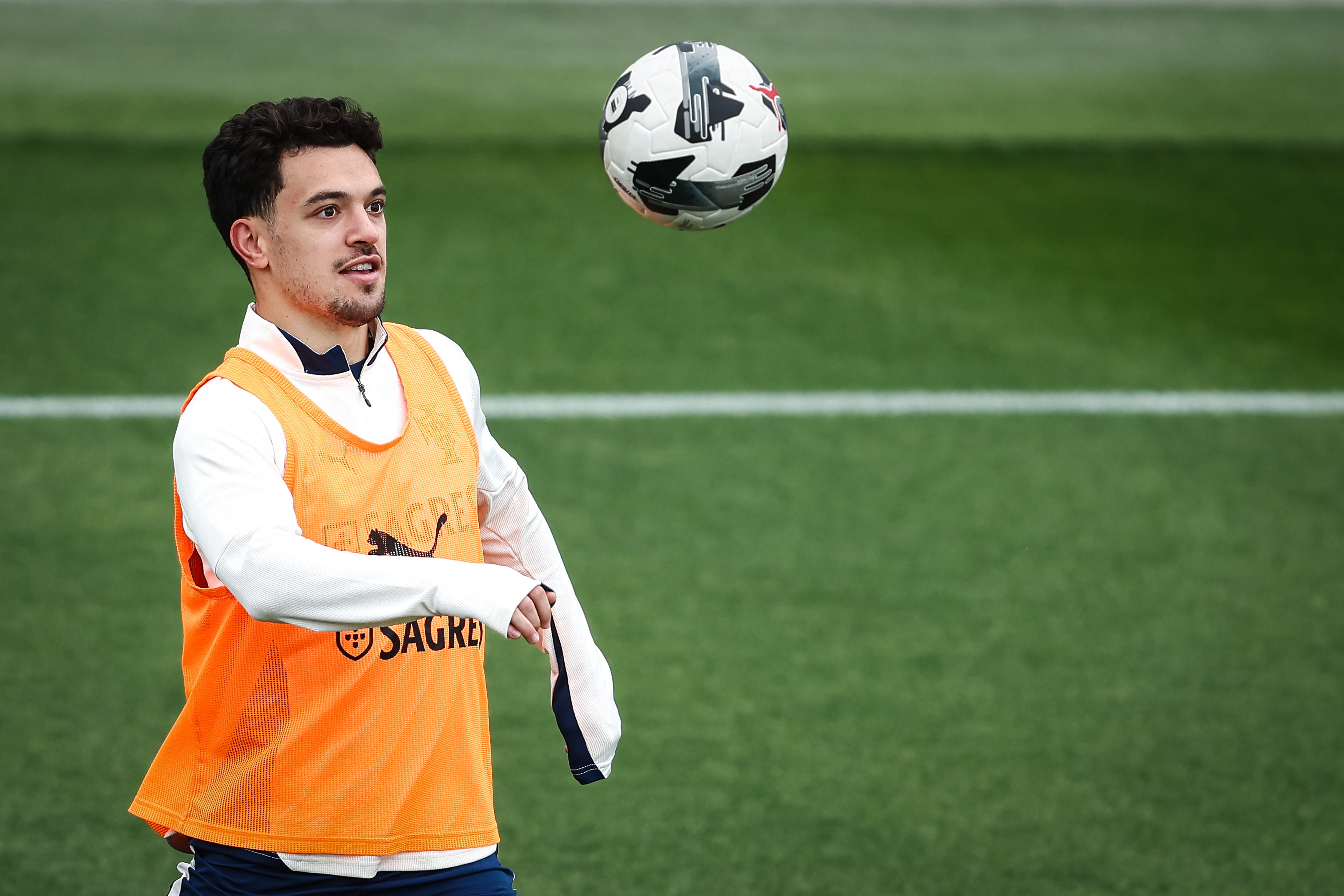 kaiyun-包含葡萄牙体育训练开放日，赛前官宣签约引欢呼，CBA季后赛在即，控场能力受关注的词条